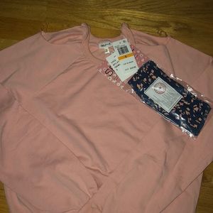 *NWT* Supercute cutout shoulder sweatshirt
